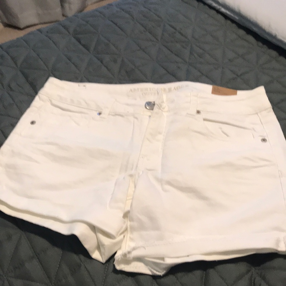 AE midi white short